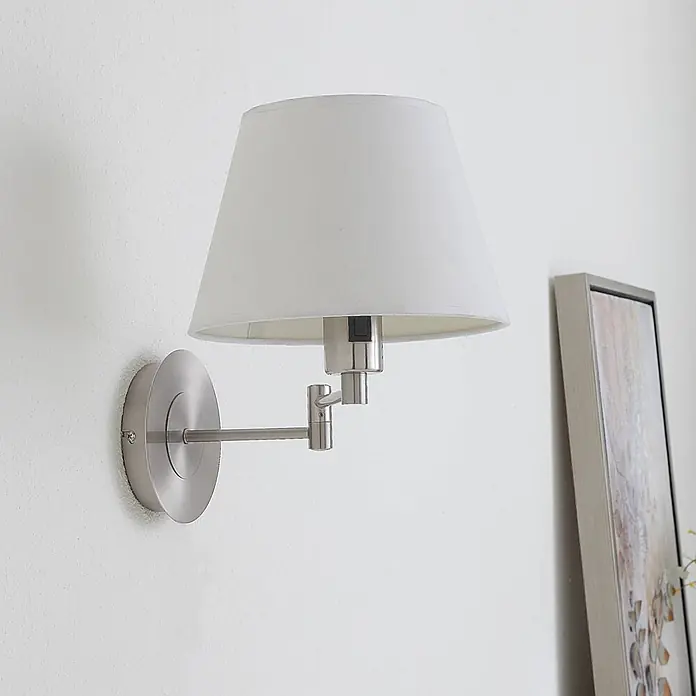 Lindby Wandleuchte Pola - alu / grau / zink, E27 - Wandleuchte aus gebürstetem Nickel mit schwenkbarem Arm und weißem Stoffschirm.