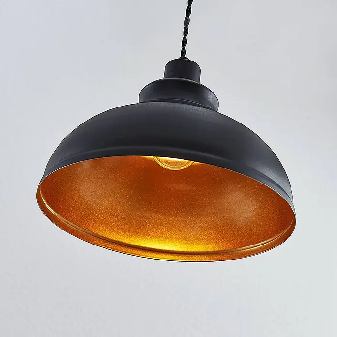 Lindby Pendelleuchte Albertine - L x B x H: 29 x 29 x 19,7 cm, schwarz, Schwarz, gold, E27 - Schwarze Pendelleuchte mit goldener Innenseite und gedrehtem Kabel.