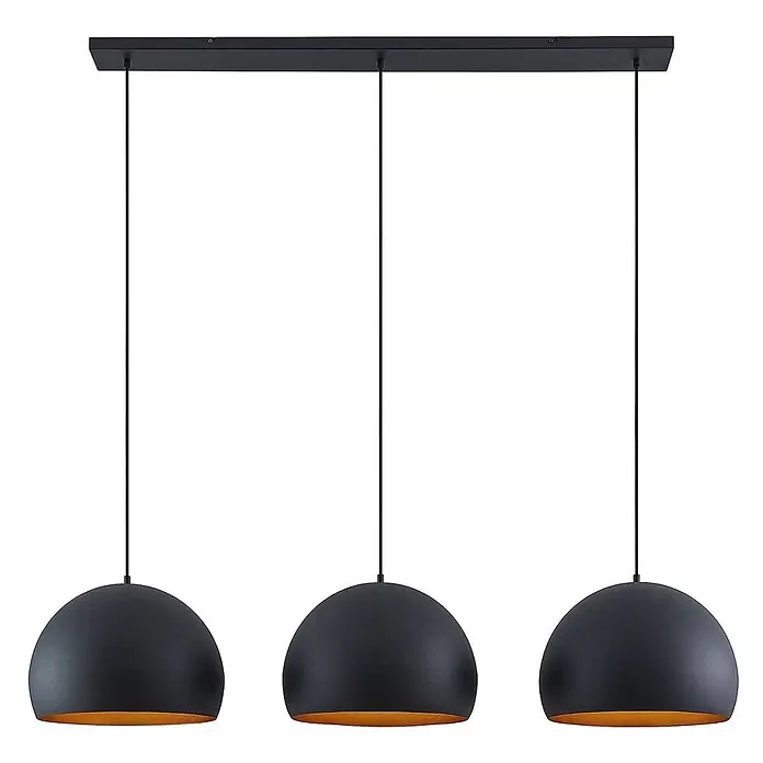 Lindby Pendelleuchte Tarjei - L x B x H: 146 x 40 x 28 cm, schwarz, Schwarz, gold, E27 - Dreiflammige schwarze Pendelleuchte mit kuppelförmigen Schirmen und goldener Innenseite an rechteckiger Deckenplatte.