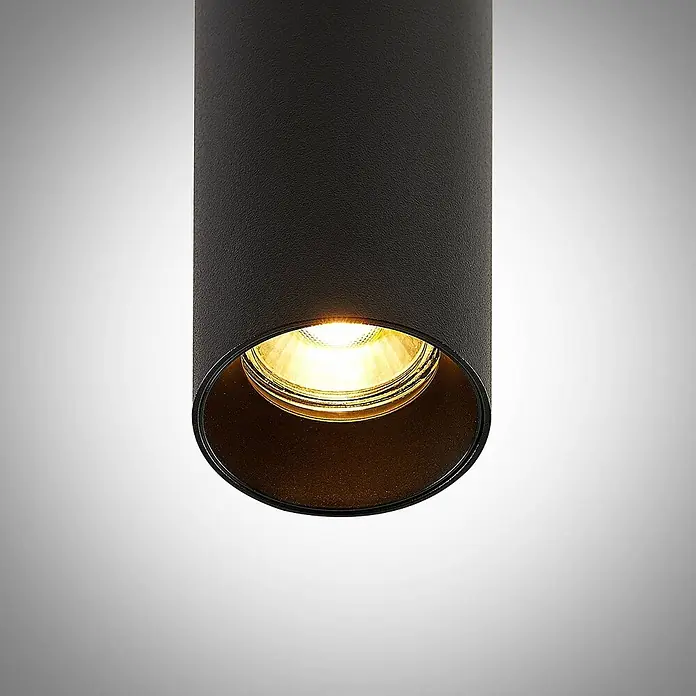 Arcchio Pendelleuchte Ejona - L x B x H: 6 x 6 x 35 cm, schwarz, Schwarz, GU10 - Schwarzer zylindrischer Strahler mit texturierter Oberfläche, der warmes Licht abgibt.