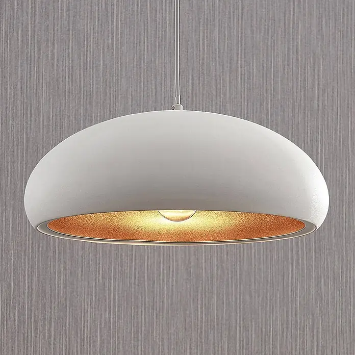 Lindby Pendelleuchte Gerwina - L x B x H: 40 x 40 x 15 cm, weiß / opal, weiß, gold, E27 - Weiße, kuppelförmige Pendelleuchte mit texturierter goldener Innenseite und sichtbarer Glühbirne.