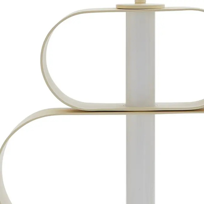 Lucande Tischleuchte Audrina - creme / amber - Helle beige Lampe mit geschwungenen Bändern und zentraler vertikaler Säule.