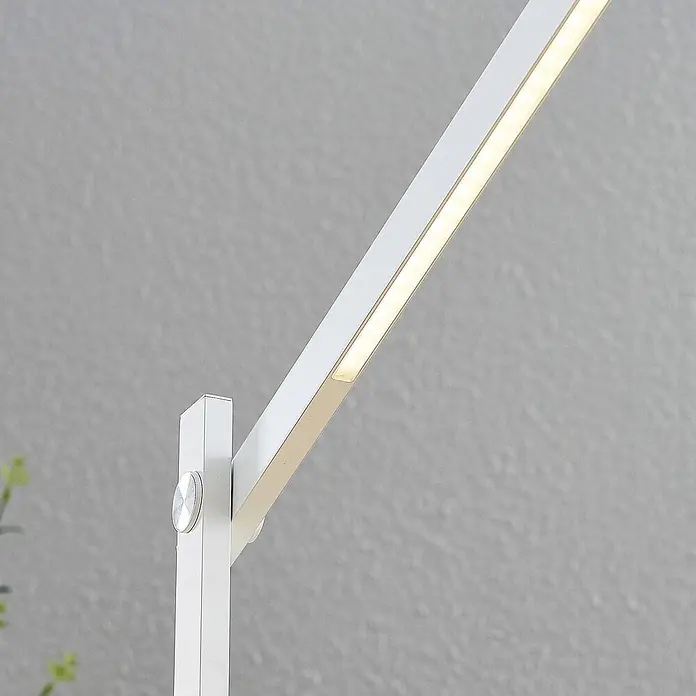 Lindby Tischleuchte Loretta - L x B x H: 40,8 x 17 x 43 cm, weiß / opal, weiß / opal - Weiße, moderne LED-Schreibtischlampe mit beleuchteter Lichtleiste und silbernem Einstellknopf.