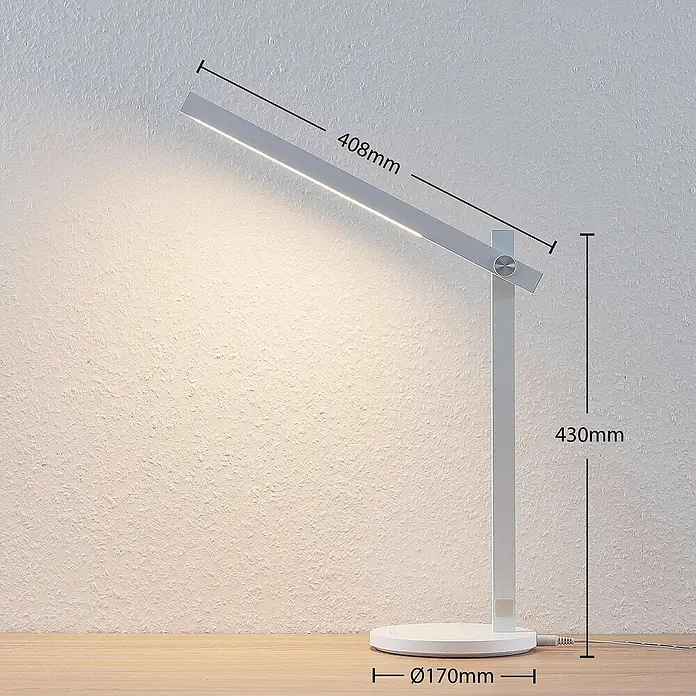 Lindby Tischleuchte Loretta - L x B x H: 40,8 x 17 x 43 cm, weiß / opal, weiß / opal - Weiße moderne LED-Schreibtischlampe mit verstellbarem Arm, beleuchtet einen Holztisch. Gesamthöhe 430mm.
