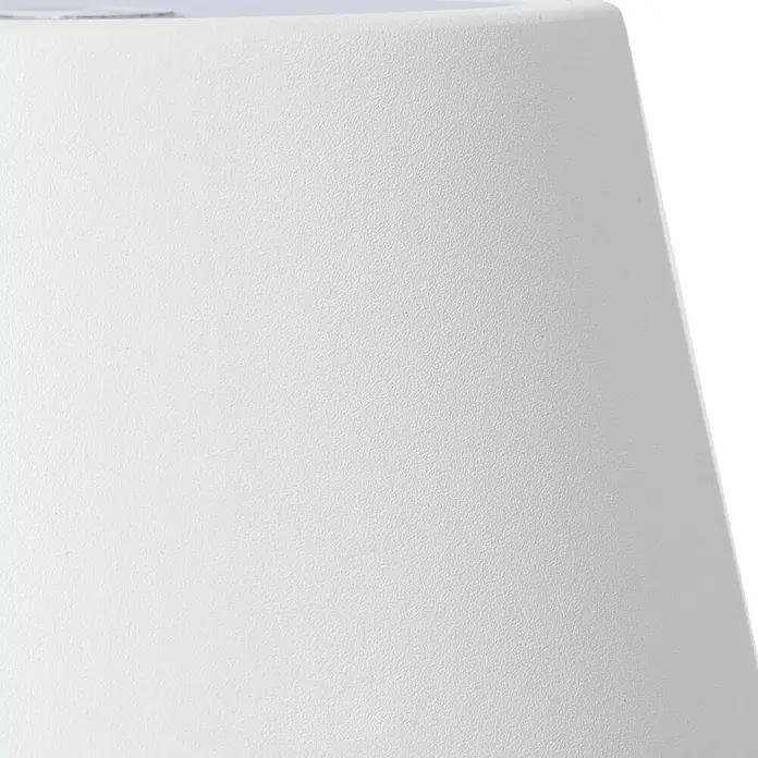 Lindby Tischleuchte Janea - weiß / opal, weiß / opal - Texturierte weiße Produktoberfläche mit mattem, körnigem Finish.