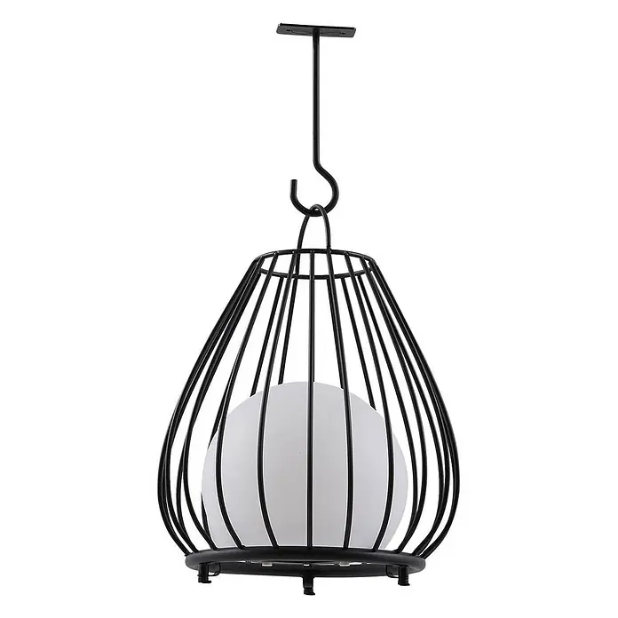 Lindby Tischleuchte Kelda - schwarz - Schwarze Metallkäfig-Pendelleuchte mit weißem kugelförmigem Diffusor, an einem schwarzen Deckenhaken hängend.