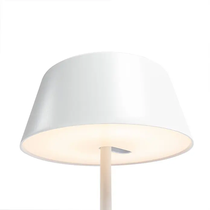 Lindby Tischleuchte Milica - L x B x H: 18,3 x 18,3 x 33,6 cm, weiß / opal, weiß / opal - Weiße Tischlampe mit beleuchtetem konischem Schirm, der ein sanftes Licht spendet.