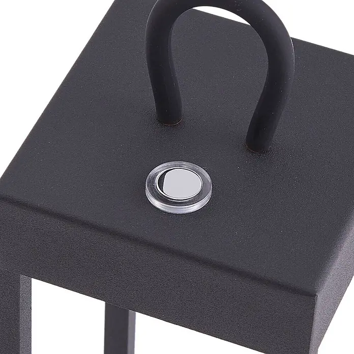 Lindby Tischleuchte Iruna - L x B x H: 9 x 9 x 26,5 cm, schwarz, schwarz - Oberseite einer schwarzen, strukturierten Metalllaterne mit schwarzem Griff und klarem, silbernem Knopf/Sensor.