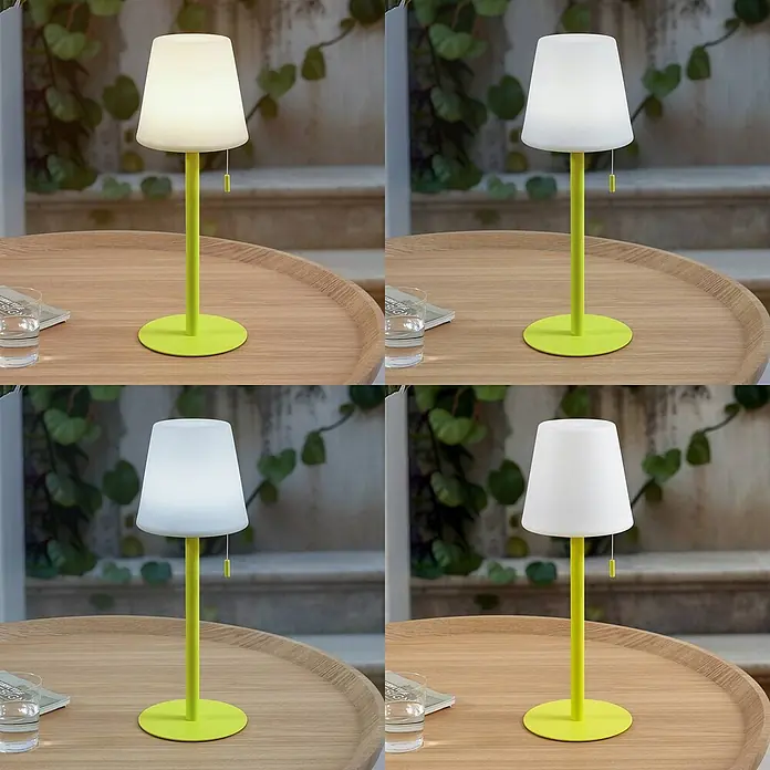 Lindby Tischleuchte Azalea - gelb / orange - Eine lindgrüne und weiße tragbare Tischlampe auf einem Holztisch, gezeigt in verschiedenen Lichteinstellungen, von aus bis zu verschiedenen Weißtönen.
