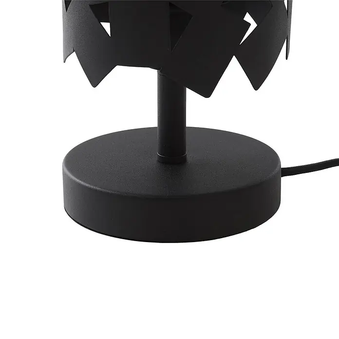 Lucande Tischleuchte Aeloria - L x B x H: 12 x 12 x 25 cm, schwarz, schwarz, E27 - Schwarzer Metall-Lampenfuß mit texturierter Oberfläche, der einen dekorativen, ausgeschnittenen Schirm trägt und ein Stromkabel aufweist.