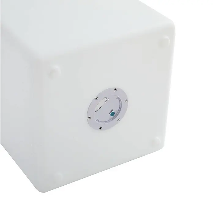 Lindby Tischleuchte Cubara - weiß / opal - Weiße, durchscheinende Würfelunterseite mit rundem Bedienfeld, EIN/AUS-Schalter und 5VDC Ladeanschluss.