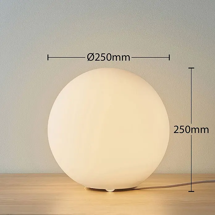Lindby Tischleuchte Marike - L x B x H: 25 x 25 x 24,5 cm, weiß / opal, E27 - Weiße, kugelförmige Tischleuchte mit 250mm Durchmesser und Höhe.