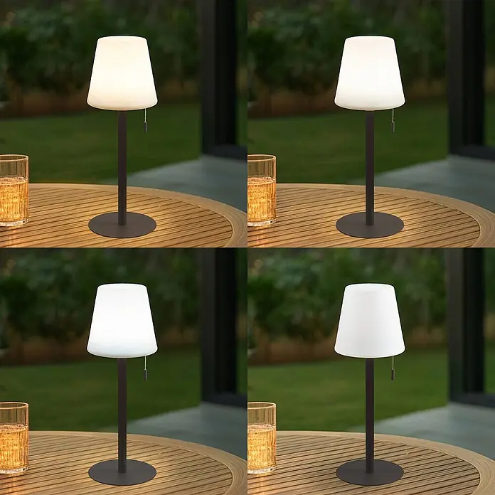 Lindby Tischleuchte Azalea - L x B x H: 16,5 x 16,5 x 45 cm, braun / rost - Dunkelgraue und weiße Outdoor-Tischlampe auf einem Holztisch, mit verschiedenen Lichtfarben dargestellt.