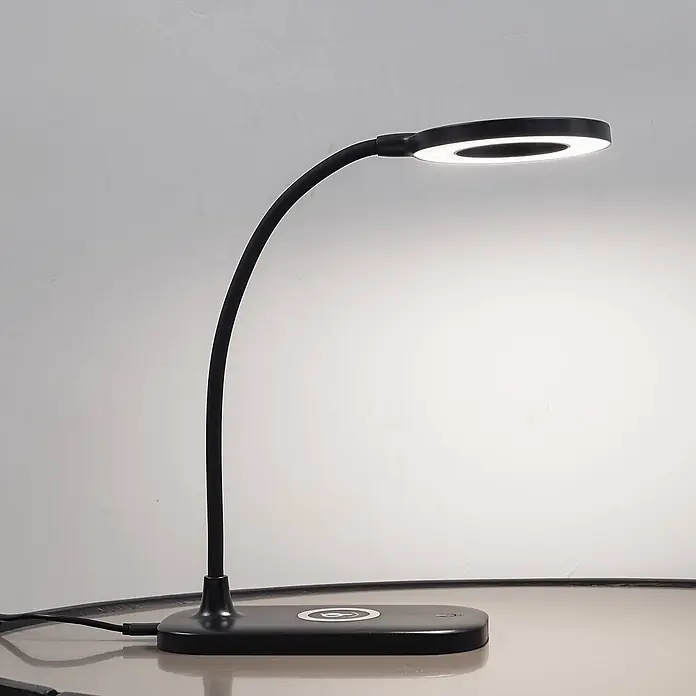 Lindby Tischleuchte Siona - schwarz, schwarz - Schwarze flexible LED-Schreibtischlampe mit Ringlicht und Basis mit kabelloser Ladefunktion.