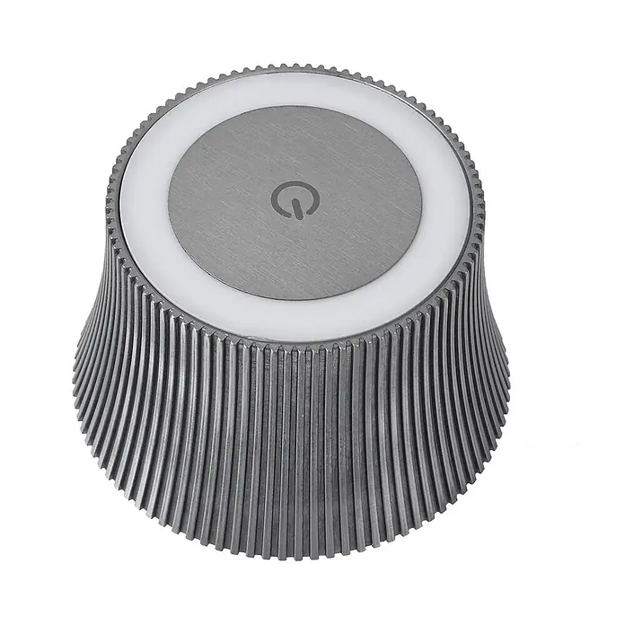 Lindby Tischleuchte Linor - L x B x H: 11,3 x 11,3 x 8,8 cm, alu / grau / zink - Gerippter metallic-grauer Drehregler mit gebürsteter Oberfläche, Ein/Aus-Symbol und weißem LED-Ring.