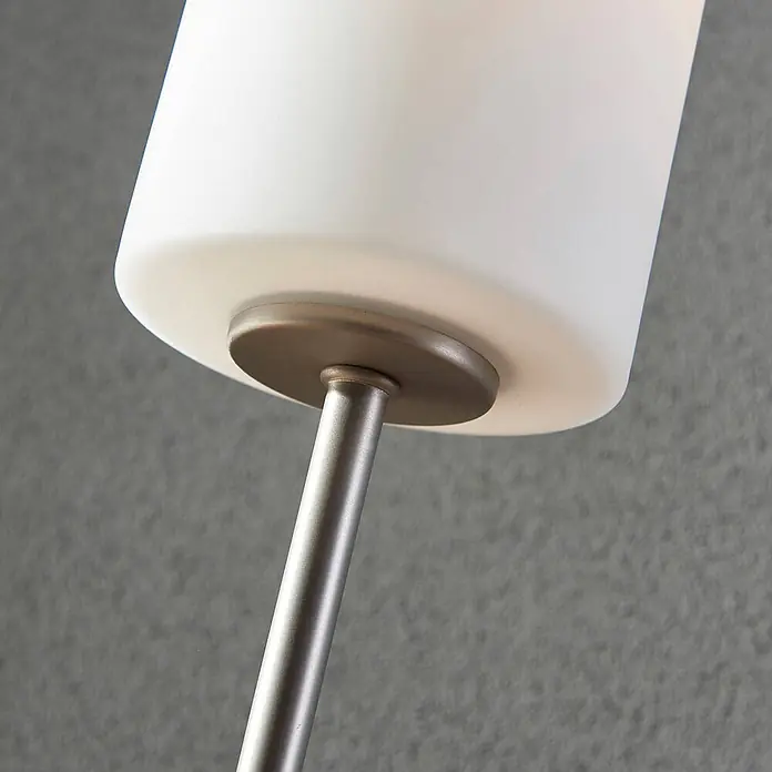 Lindby Tischleuchte Felice - L x B x H: 10 x 10 x 46 cm, alu / grau / zink, weiß / opal, E27 - Lampenschirm aus mattiertem Glas, verbunden mit einem gebürsteten Metallsockel und Stiel.