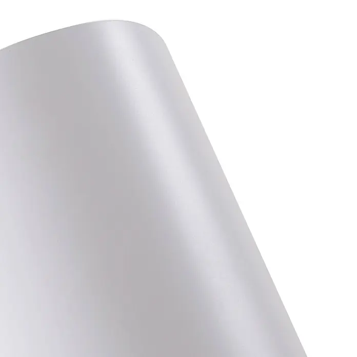 Lindby Tischleuchte Radka - L x B x H: 14,2 x 14,2 x 40,5 cm, weiß / opal, weiß / opal, GU10 - Eine hellgraue, matte, selbstklebende Vinylfolie, sanft gekrümmt.