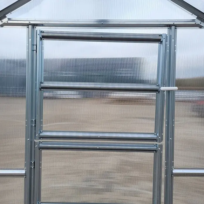 Klasika Greenhouses Gewächshaus Drop Klasika - Außenmaß inkl. Dachüberstand (B x T): 250 x 200 cm, Material Seitenwand: Kunststoff, 4 mm, Silbergrau - Gewächshaustür mit silbernem Metallrahmen und geriffelten, durchscheinenden Platten, mit weißem Griff.