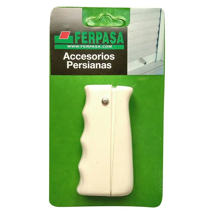 Empuñadura para recogedor - Apto para: Persiana - La imagen muestra una varilla blanca FERPASA Accesorios Persianas, expuesta en un embalaje verde.