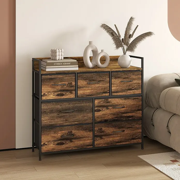 Homcom Kommode 1-teilig - Rustikalbraun, schwarz, Anzahl Schubladen: 7 Stk. - Rustikale braune Stoffkommode mit schwarzem Metallrahmen und Holzplatte, bietet Stauraum und Dekoration in einem Wohnraum.