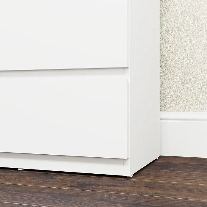Homcom Kommode 1-teilig - L x B x H: 55 x 34 x 100 cm, Weiß, Anzahl Schubladen: 5 Stk. - Weißer zweischubladiger Kommode auf dunklem Holzboden.