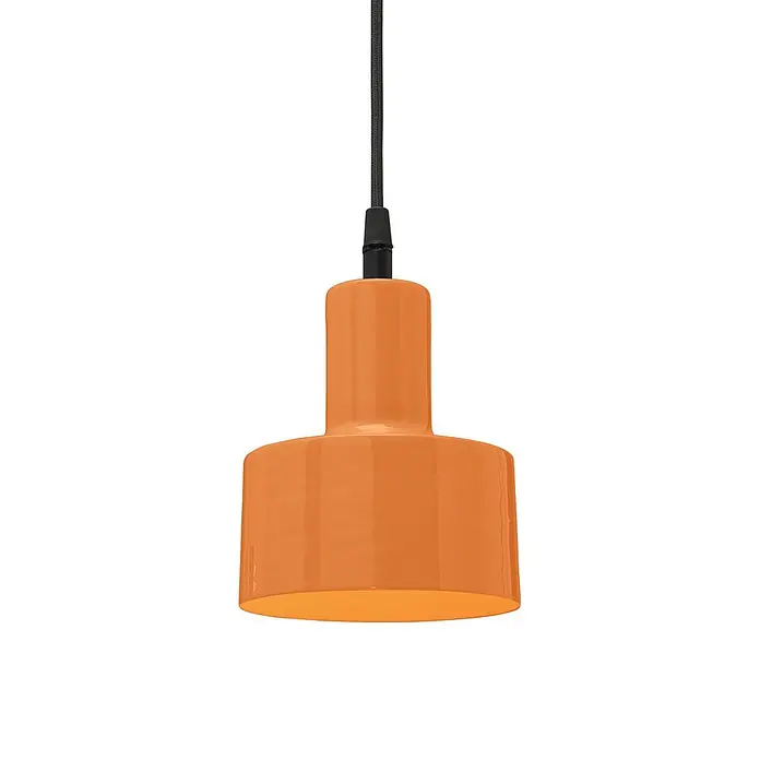 PR Home Pendelleuchte Solo - 25 W, E27 - Glänzende orange Pendelleuchte mit schwarzem Textilkabel.