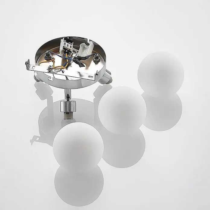 Lindby Deckenleuchte Zaniba - L x B x H: 33 x 33 x 15 cm, chrom / silber, G9 - Zerlegte Deckenleuchte mit verchromter Basis, sichtbarer Verkabelung und drei weißen Glaskugeln.