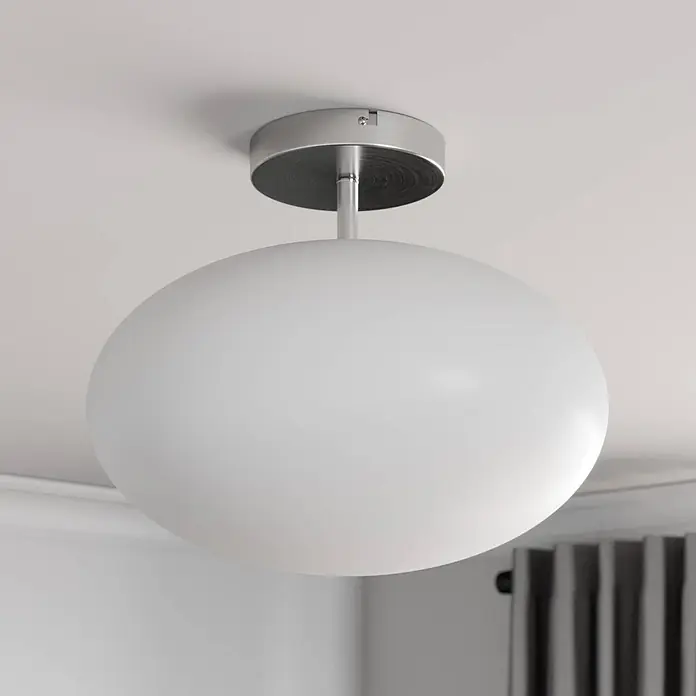 Lindby Deckenlampe in nickel satiniert, weiß, Deckenleuchte rund -  - Moderne Deckenleuchte mit gebürsteter Silberbasis und großem, mattweißen Kugelschirm.