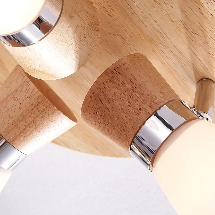 Lindby Deckenleuchte Vivica - Holz hell, E14 - Deckenleuchte aus hellem Holz mit drei verstellbaren Strahlern, Chromakzenten und mattierten Diffusoren.
