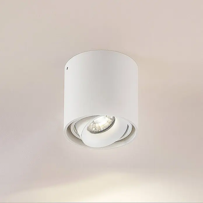 Arcchio Deckenleuchte Walza - weiß / opal, GU10 - Weißer zylindrischer Deckenstrahler mit verstellbarem, schwenkbarem Leuchtmittel, an der Decke montiert.