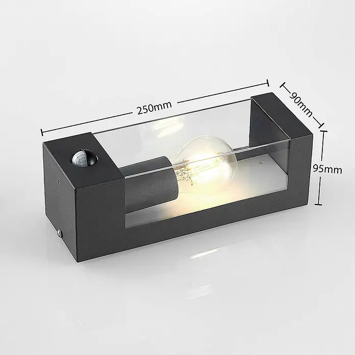 Lindby Außenwandleuchte Tilian - alu / grau / zink, alu / grau / zink, IP44 - Schwarze rechteckige Außenwandleuchte mit Klarglas, sichtbarer Glühbirne und Bewegungsmelder. Maße 250x90x95mm.