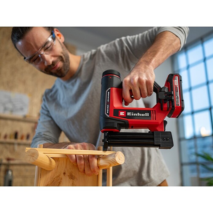 Einhell Power X-Change 18V Clavadora de batería TE-CN 18/32 Li - Solo (18 V, Sin batería, Longitud del clavo: 15 mm - 32 mm) | BAUHAUS