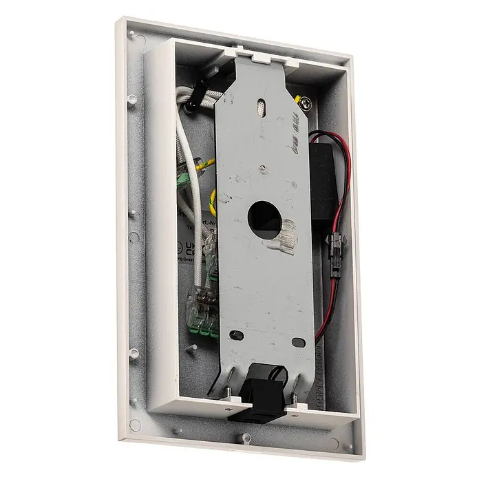 Arcchio Wandstrahler Brinja - L x B x H: 10,9 x 13,8 x 22 cm, weiß / opal, weiß / opal, GU10 - Offenes weißes Elektrogehäuse mit Innenverkabelung, Anschlüssen und Metallmontageplatte für Komponenten.
