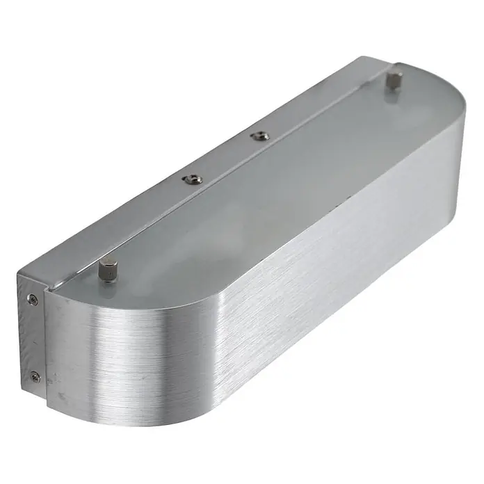Lindby Wandleuchte Nika - alu / grau / zink, alu / grau / zink, E14 - Silberne Wandleuchte aus gebürstetem Aluminium mit abgerundeten Enden und sichtbaren Befestigungen.
