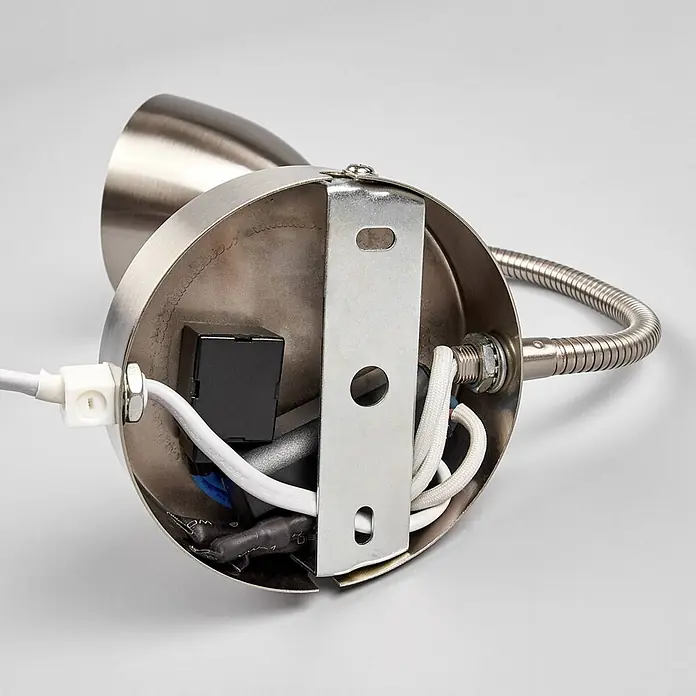 Lindby Wandleuchte Amrei - alu / grau / zink, alu / grau / zink, E14 - Innenansicht einer gebürsteten Metallleuchte mit Verkabelung, Netzteil und Montagehalterung, sowie flexiblem Schwanenhals.