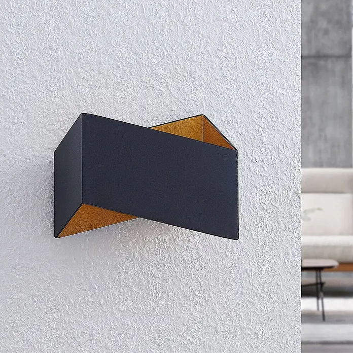 Arcchio Wandleuchte Assona - schwarz, G9 - Geometrische anthrazitfarbene Wandleuchte mit goldener Innenseite, die nach oben und unten leuchtet.