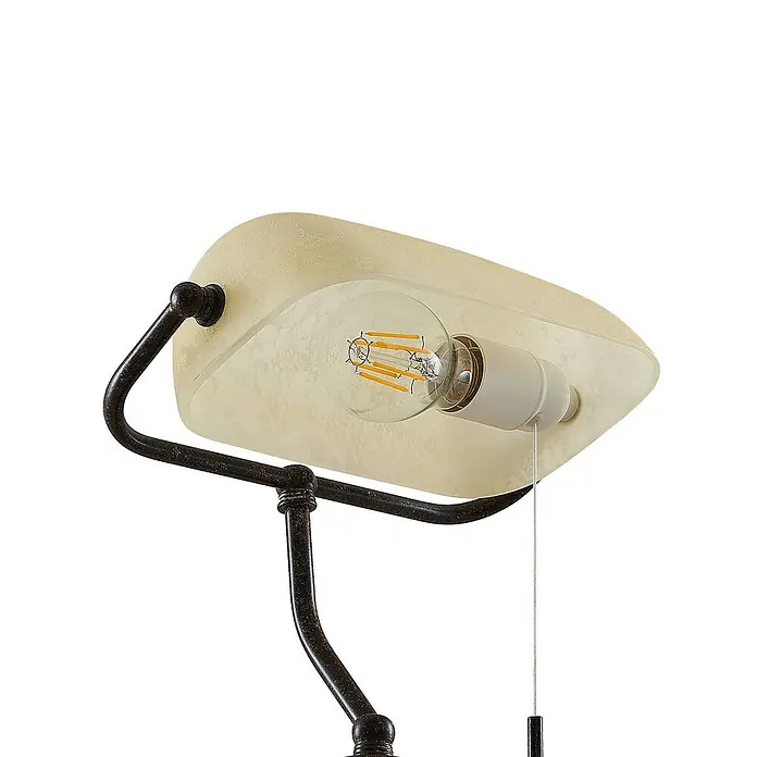 Lindby Tischleuchte Profina - L x B x H: 18,5 x 27,2 x 38,5 cm, braun / rost, creme / amber, E27 - Lampenkopf mit mattiertem beigefarbenem Glasschirm, dunklem, patiniertem Metallrahmen, LED-Filamentbirne und Zugkette.