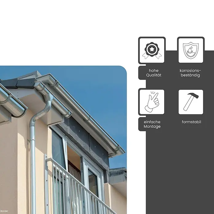 Zambelli Dachrinne 2m RG 250 Komplettset Zink Gartenhaus Silber - Nennweite: 105 mm, Länge: 200 cm, Stahl, Silber - Silbergraues Metall-Regenrinnensystem an einem Gebäude, das Wasser vom Dach entlang der Wand ableitet.