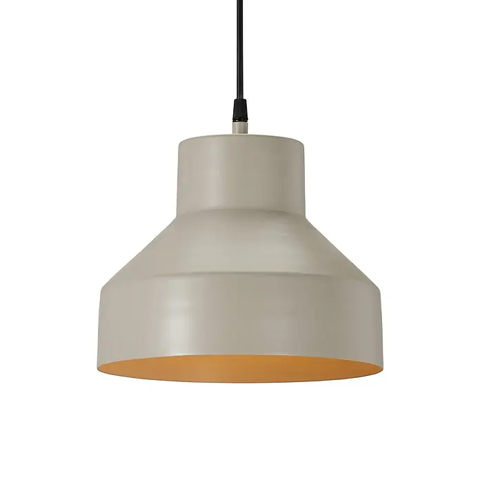 PR Home Pendelleuchte Solo - 15 W, E27 - Moderne hellgraue Pendelleuchte mit breitem, konischem Schirm und orangefarbener Innenseite.
