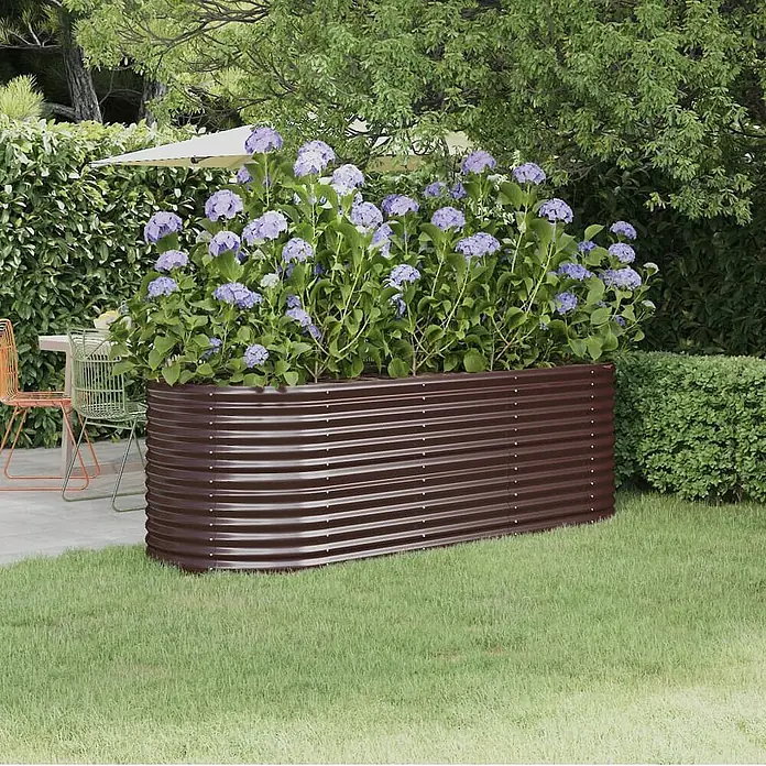 Furnicato Hochbeet - 224 x 80 x 68 cm, Stahl, Braun - Großes braunes Wellblech-Hochbeet, gefüllt mit lila Hortensien.