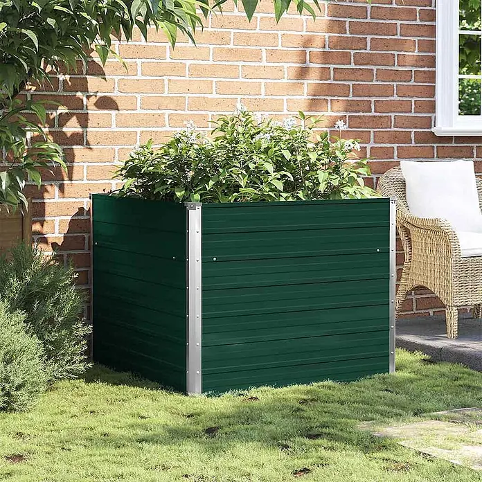 Furnicato Hochbeet verzinkter Stahl - 100 x 100 x 77 cm, Metall, Grün - Dunkelgrünes Hochbeet aus Metall mit Pflanzen und weißen Blüten auf Rasen.