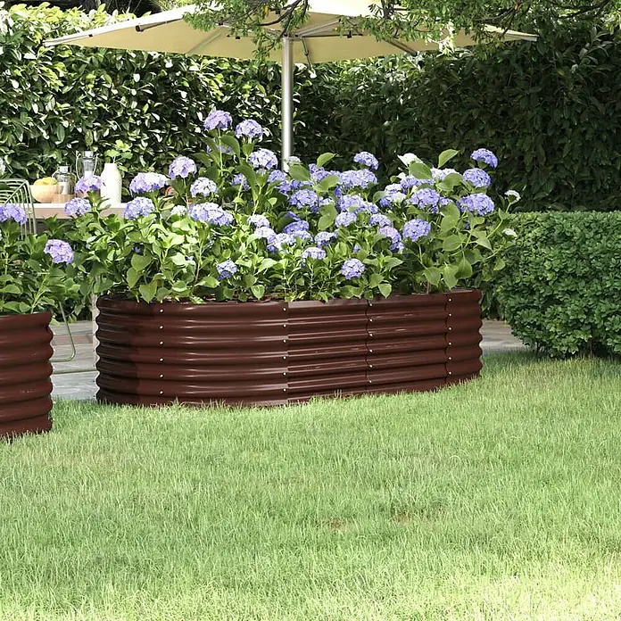 Furnicato Hochbeet oval, verzinkter Stahl, braun, 152 x 80 x 36 cm -  - Großes braunes Wellblech-Hochbeet, gefüllt mit lila Hortensien.