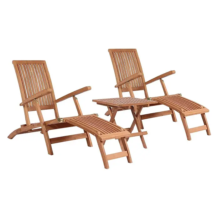 Bene Living Gartenliegen-Set Teak Deckchair Yacht & Tisch Devon - B x T: 170 x 60 cm, braun, Naturmaterialien, Rückenlehne verstellbar - Zwei hellbraune Liegestühle aus Teakholz mit Fußstützen und passendem Beistelltisch.