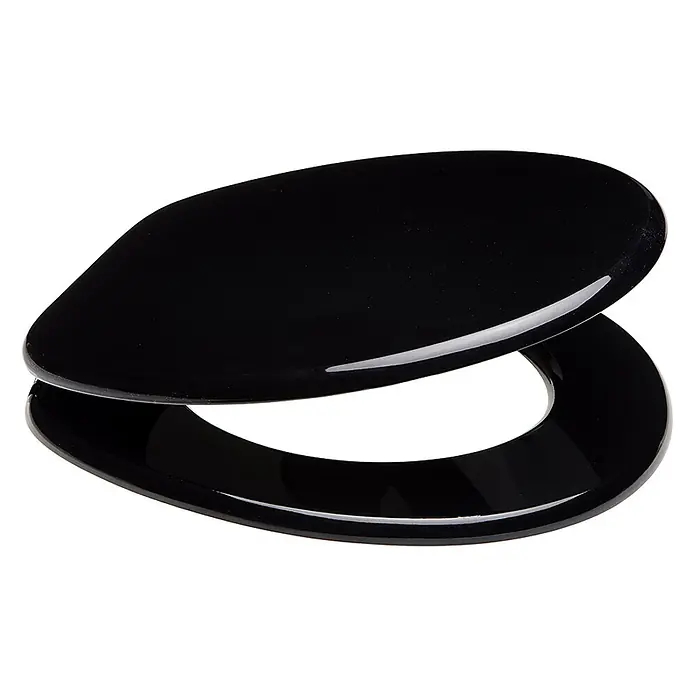 SANILO WC-Sitz Schwarz - MDF, Schwarz, Ohne Absenkautomatik - Schwarzer, glänzender Toilettensitz mit leicht geöffnetem Deckel, der den Sitzring zeigt.