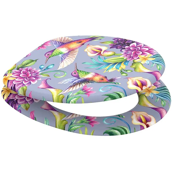 SANILO WC-Sitz Kolibri - MDF, Lila, Ohne Absenkautomatik - WC-Sitz mit farbenfrohem Blumen- und Kolibrimuster auf hellgrau-lavendelfarbenem Untergrund.