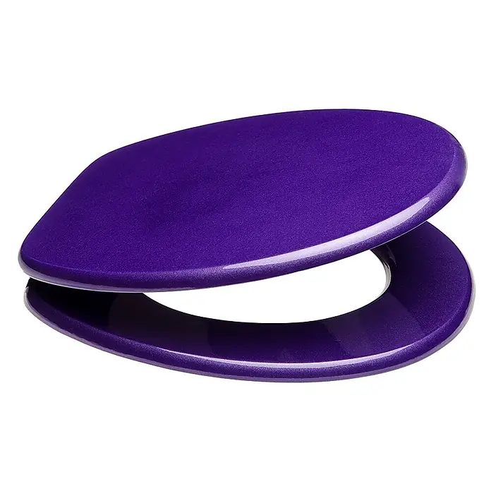SANILO WC-Sitz Glitzer Lila - MDF, Violett, Ohne Absenkautomatik - Glänzender, metallisch-violetter Toilettensitz und -deckel, leicht geöffnet.