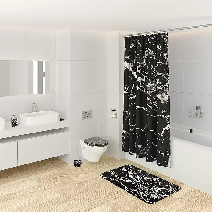SANILO WC-Sitz Marmor Schwarz - MDF, Schwarz, Ohne Absenkautomatik - Badezimmerset mit schwarz-weißem Marmormuster, bestehend aus Duschvorhang, Badematte, Toilettensitz und Spendern.