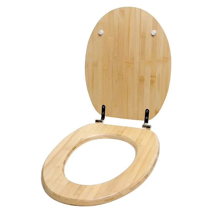 SANILO WC-Sitz Bambus - Holz, Braun, Ohne Absenkautomatik - Offener Toilettensitz und -deckel aus Bambus mit sichtbaren Metallscharnieren, die die helle Holzmaserung zeigen.