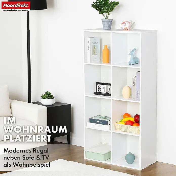 Floordirekt Holzregal Bücherregal Arkansas mit 8 Fächern - Anzahl Böden: 8 Stk., Schrauben - Weißes modernes 9-Fächer-Regal, im Wohnzimmer neben Sofa und TV als Wohnbeispiel platziert.