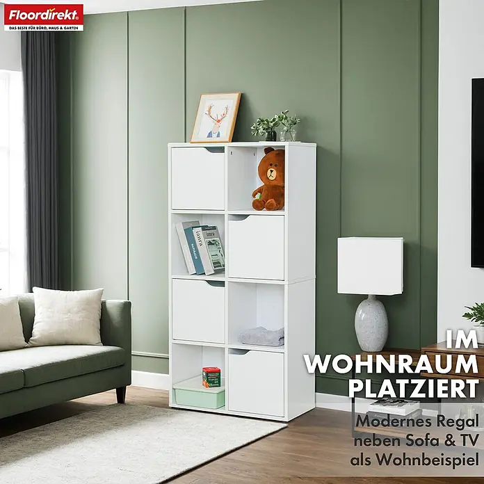 Floordirekt Holzregal Bücherregal Connecticut mit 8 Fächern - Anzahl Böden: 8 Stk., Schrauben - Weißes Würfelregal mit mehreren Fächern, teils mit Türen, im Wohnzimmer neben Sofa und TV platziert.